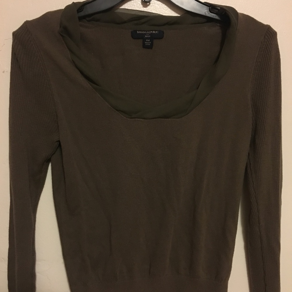 ♦️Banana Republic♦️ Olive Green Top